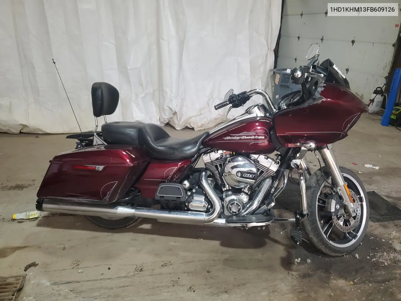 2015 Harley-Davidson Fltrx Road Glide VIN: 1HD1KHM13FB609126 Lot: 53685535