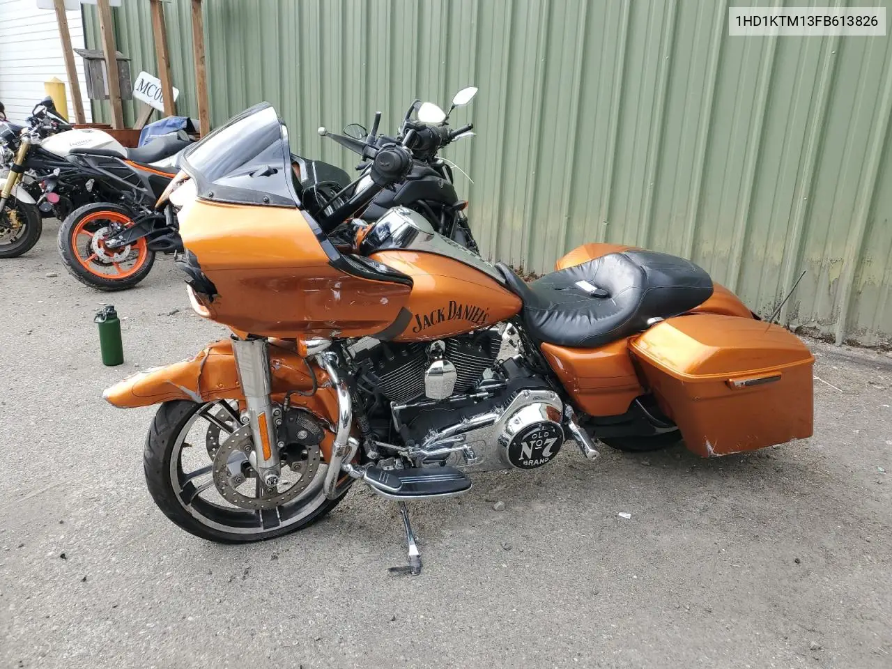 2015 Harley-Davidson Fltrxs Road Glide Special VIN: 1HD1KTM13FB613826 Lot: 60854015
