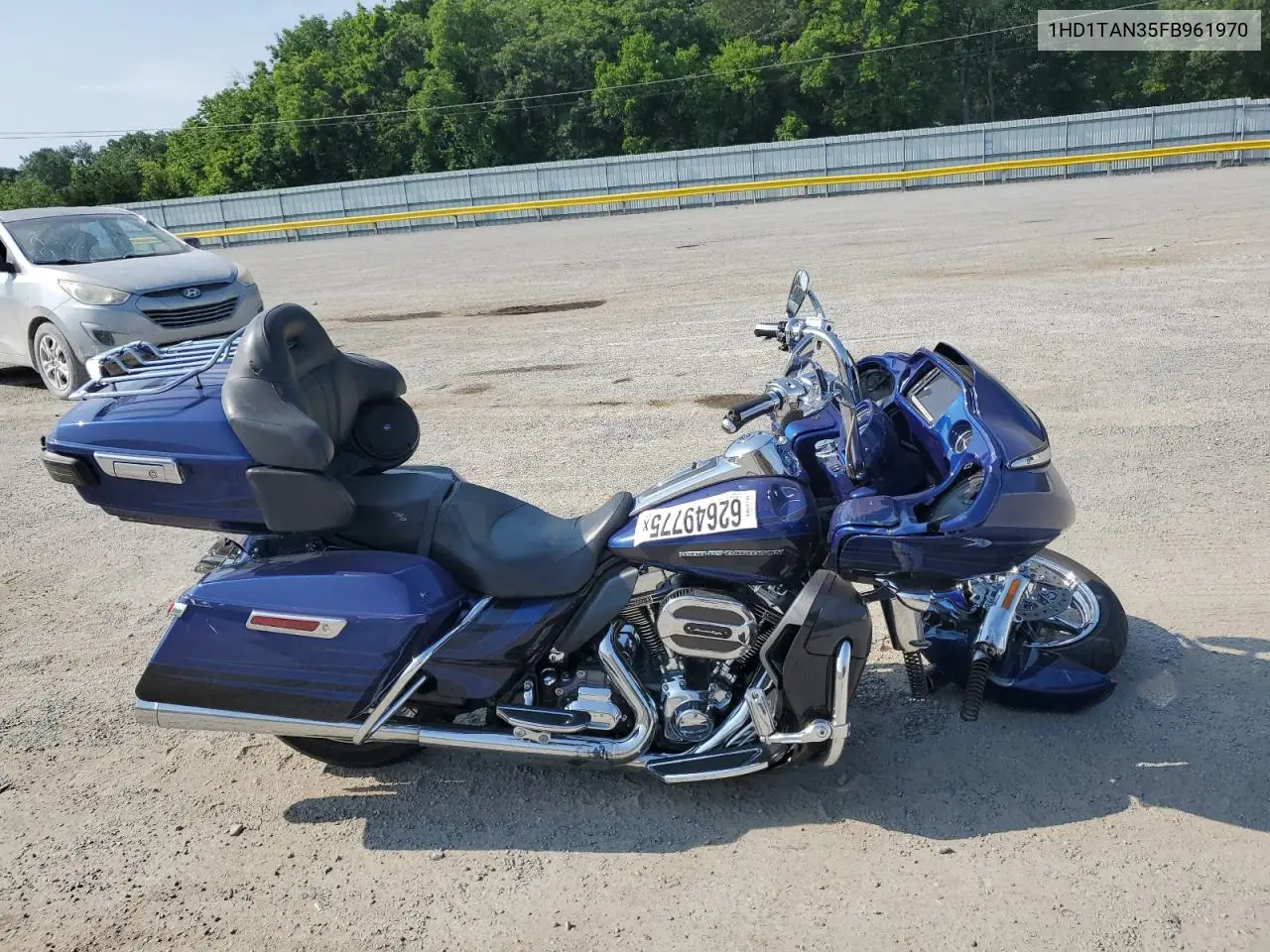 2015 Harley-Davidson Fltruse Cvo Road Glide VIN: 1HD1TAN35FB961970 Lot: 62649775