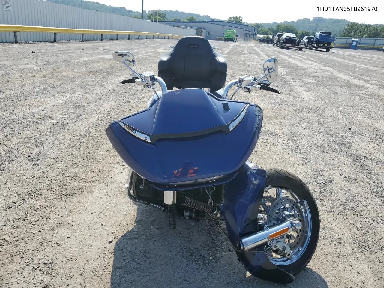 2015 Harley-Davidson Fltruse Cvo Road Glide VIN: 1HD1TAN35FB961970 Lot: 62649775