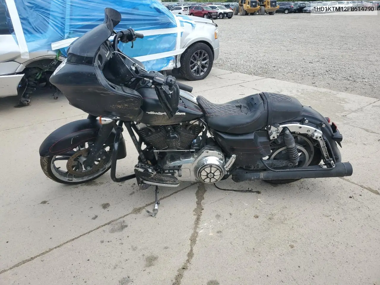 2015 Harley-Davidson Fltrxs Road Glide Special VIN: 1HD1KTM12FB614790 Lot: 63221815