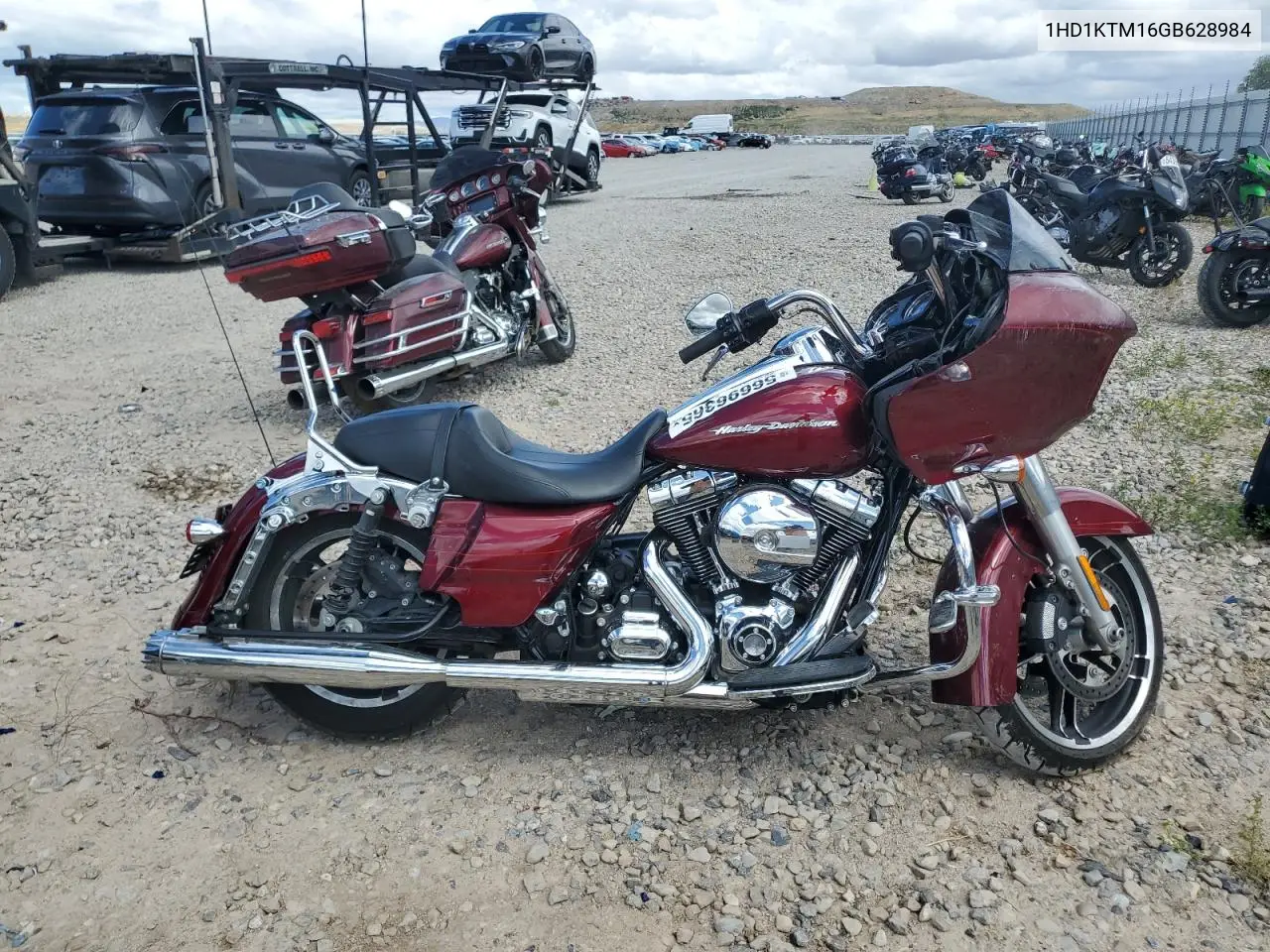 2016 Harley-Davidson Fltrxs Road Glide Special VIN: 1HD1KTM16GB628984 Lot: 56696365