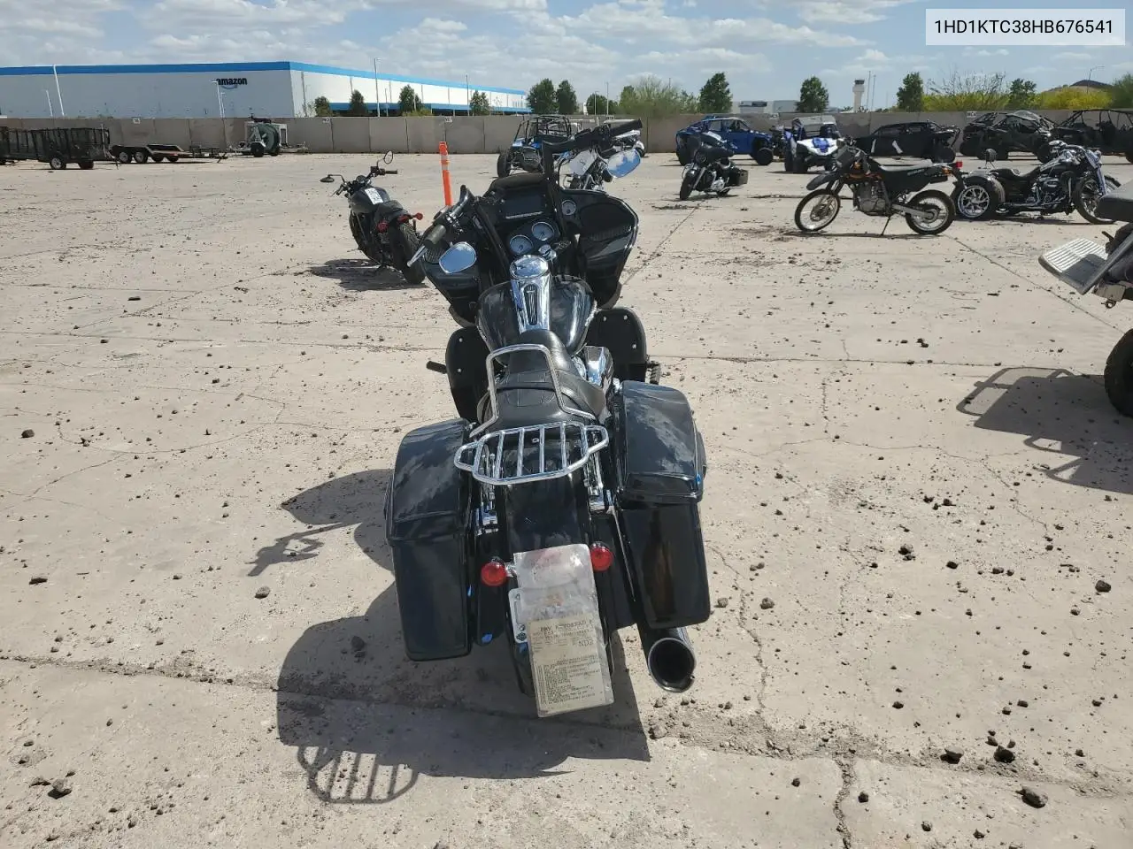 2017 Harley-Davidson Fltrxs Road Glide Special VIN: 1HD1KTC38HB676541 Lot: 53348485