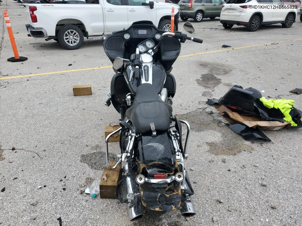 2017 Harley-Davidson Fltrx Road Glide VIN: 1HD1KHC12HB665823 Lot: 59547585