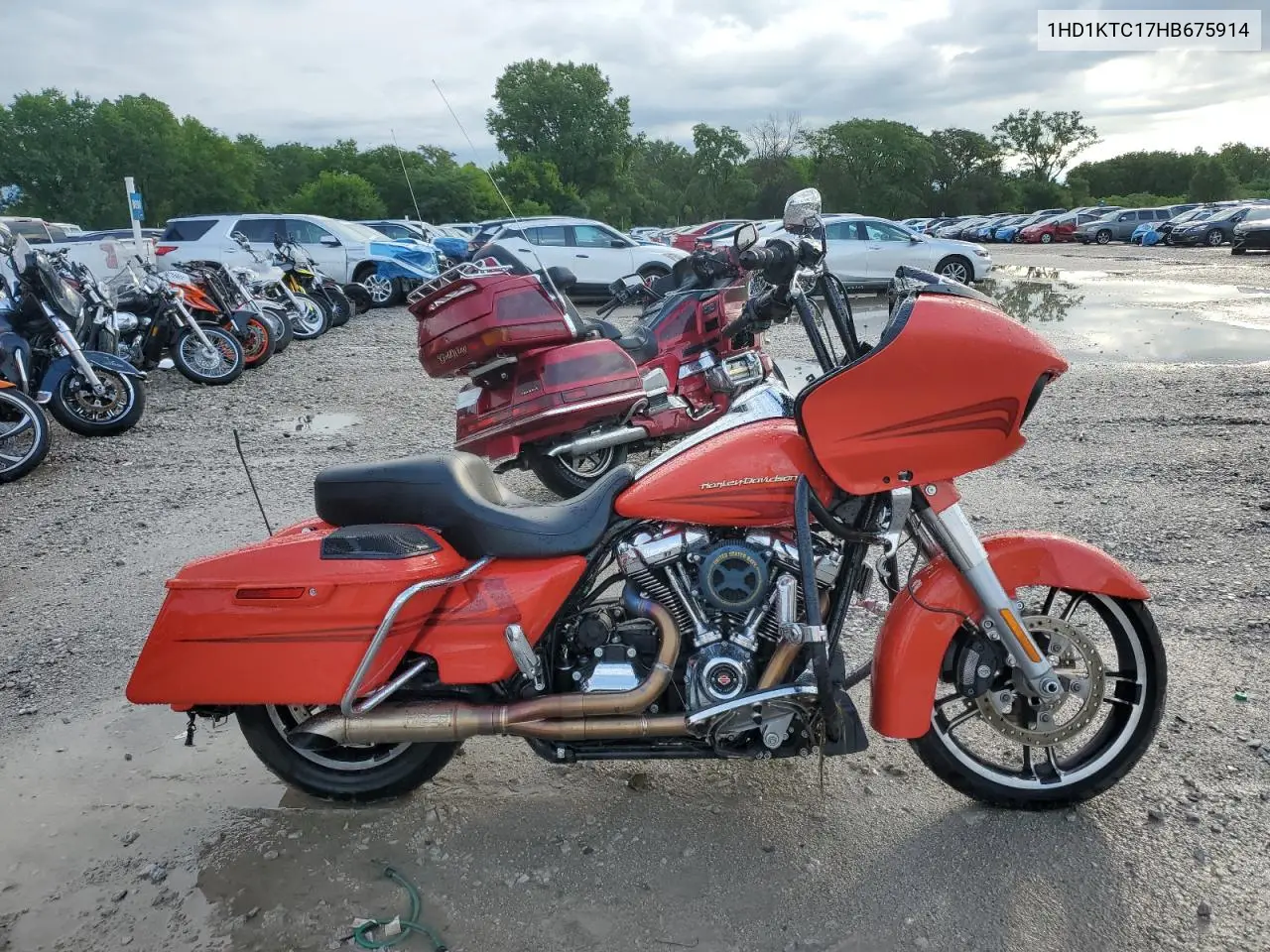 2017 Harley-Davidson Fltrxs Road Glide Special VIN: 1HD1KTC17HB675914 Lot: 62178895