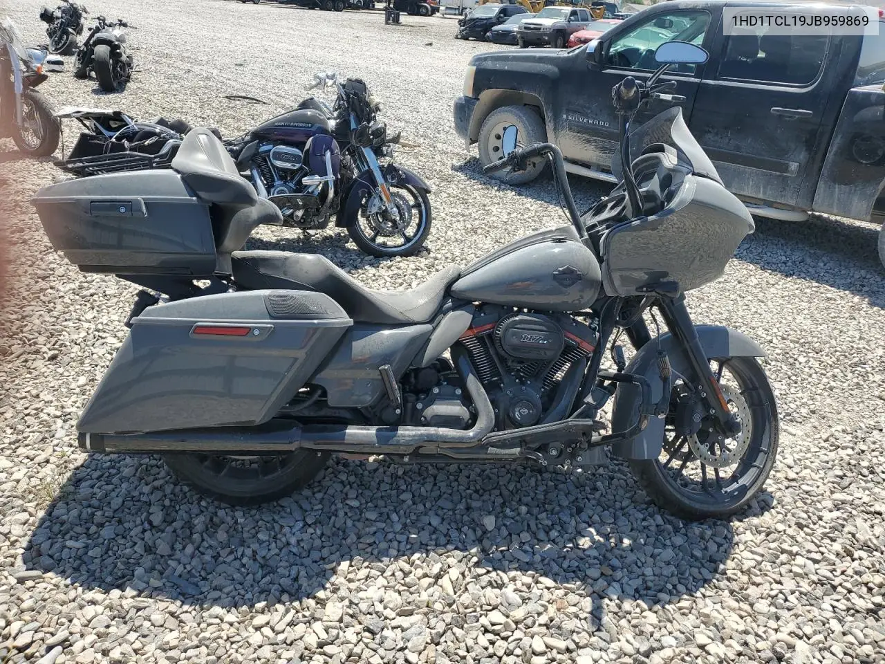 2018 Harley-Davidson Fltrxse Cvo Road Glide VIN: 1HD1TCL19JB959869 Lot: 61047995