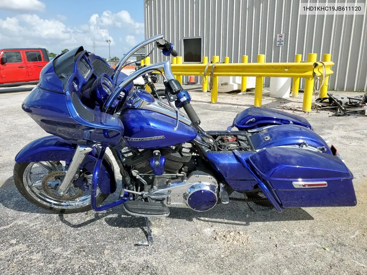 2018 Harley-Davidson Fltrx Road Glide VIN: 1HD1KHC19JB611120 Lot: 61386665
