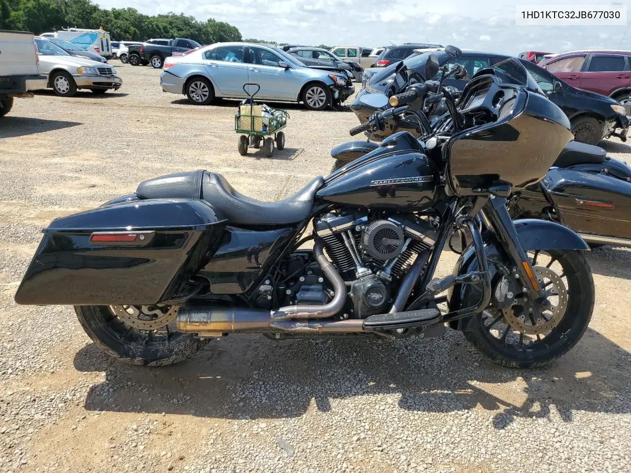 2018 Harley-Davidson Fltrxs Road Glide Special VIN: 1HD1KTC32JB677030 Lot: 61543795