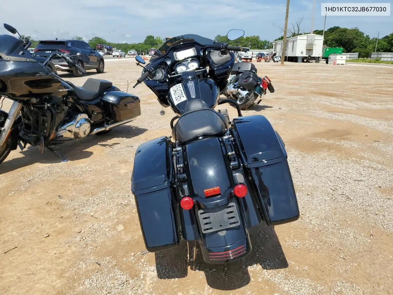 2018 Harley-Davidson Fltrxs Road Glide Special VIN: 1HD1KTC32JB677030 Lot: 61543795
