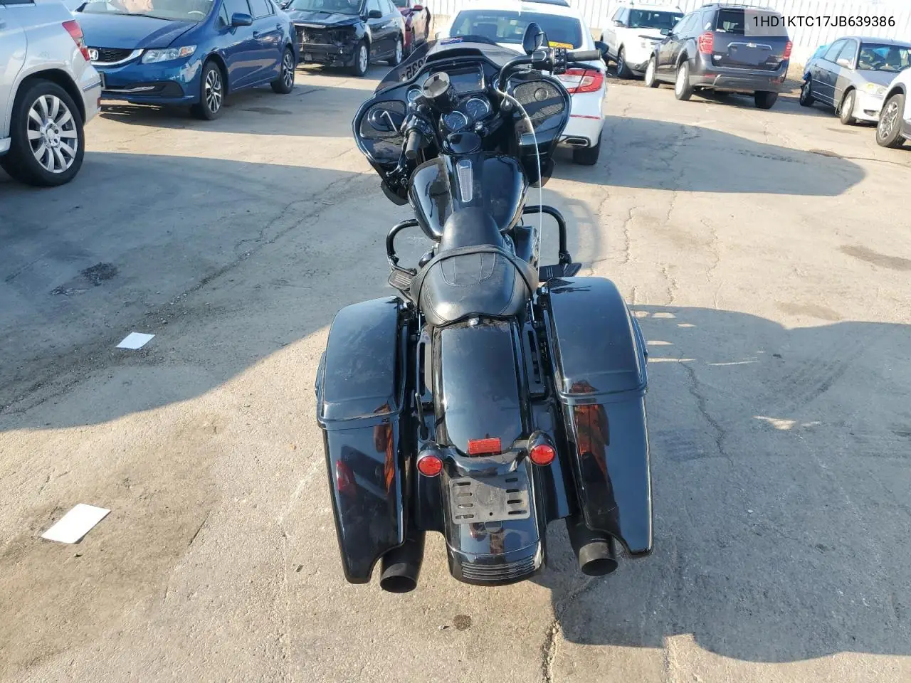 2018 Harley-Davidson Fltrxs Road Glide Special VIN: 1HD1KTC17JB639386 Lot: 62715235