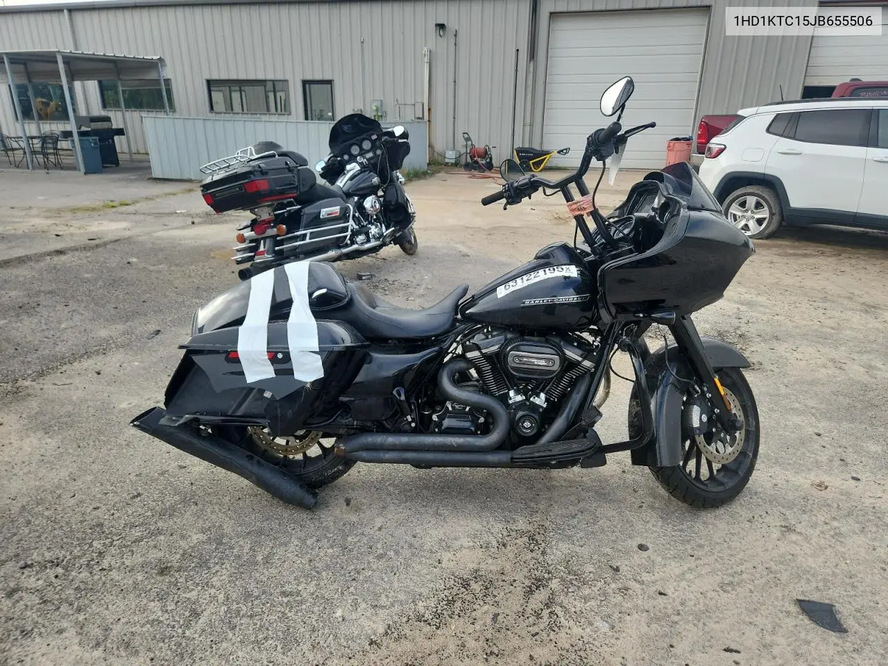 2018 Harley-Davidson Fltrxs Road Glide Special VIN: 1HD1KTC15JB655506 Lot: 63122195