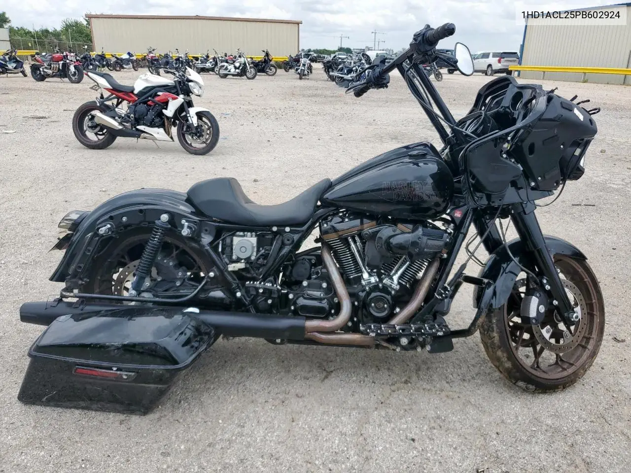 1hd1acl25pb602924 1HD1ACL25PB602924 2023 Harley-Davidson Fltrxst