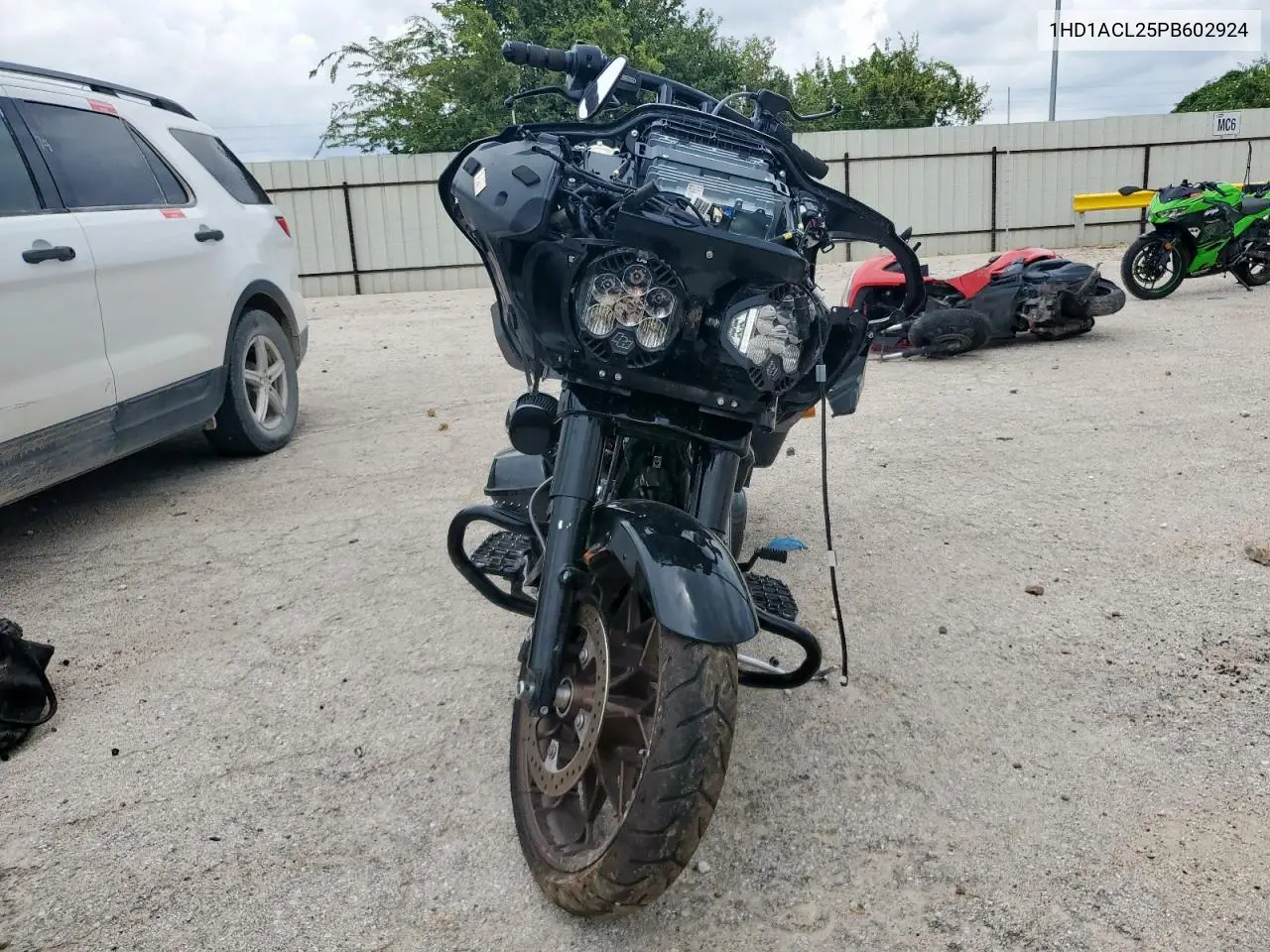1hd1acl25pb602924 1HD1ACL25PB602924 2023 Harley-Davidson Fltrxst