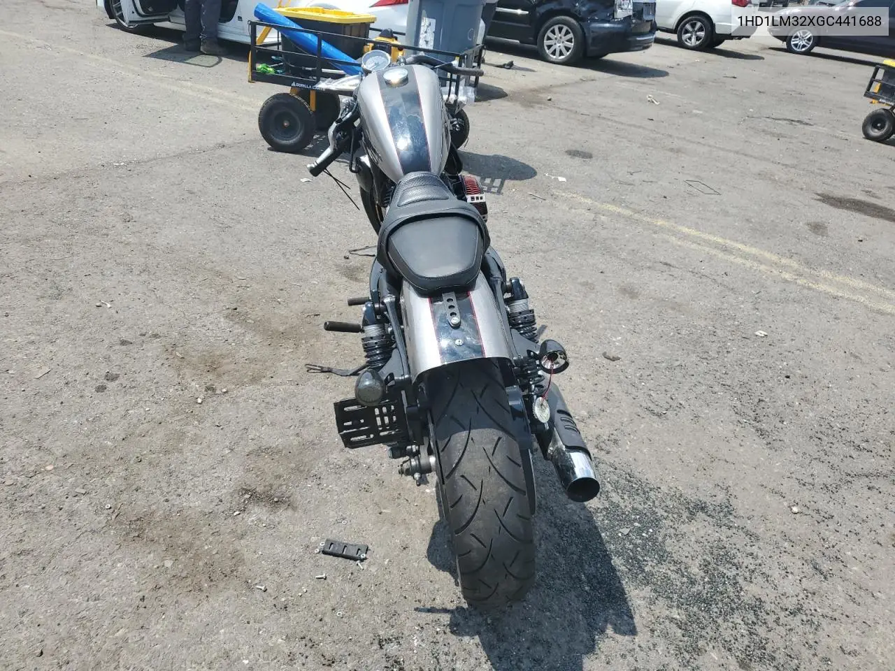 2016 Harley-Davidson Xl1200 Cx VIN: 1HD1LM32XGC441688 Lot: 63029735