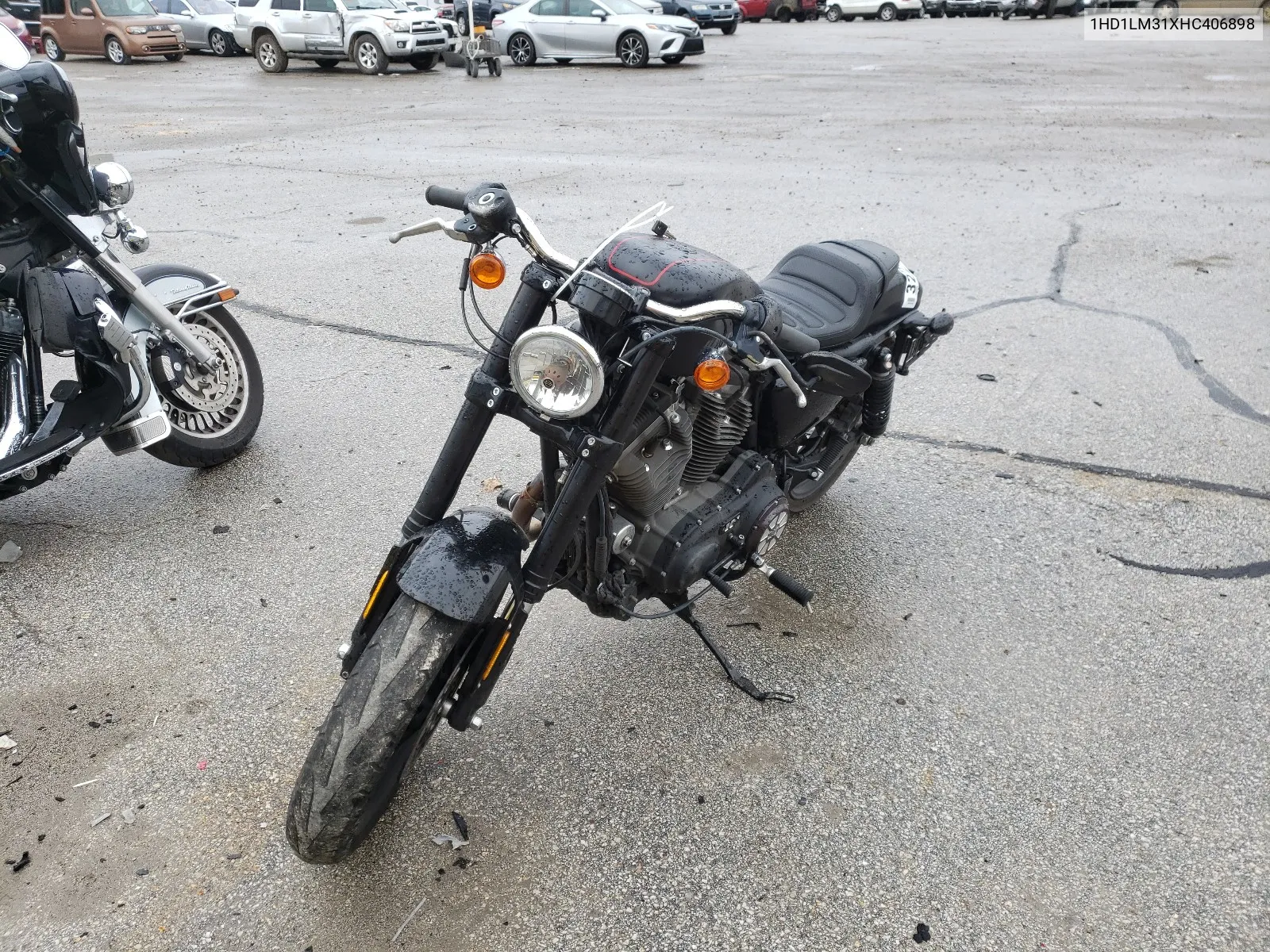 2017 Harley-Davidson Xl1200 Cx VIN: 1HD1LM31XHC406898 Lot: 32244001