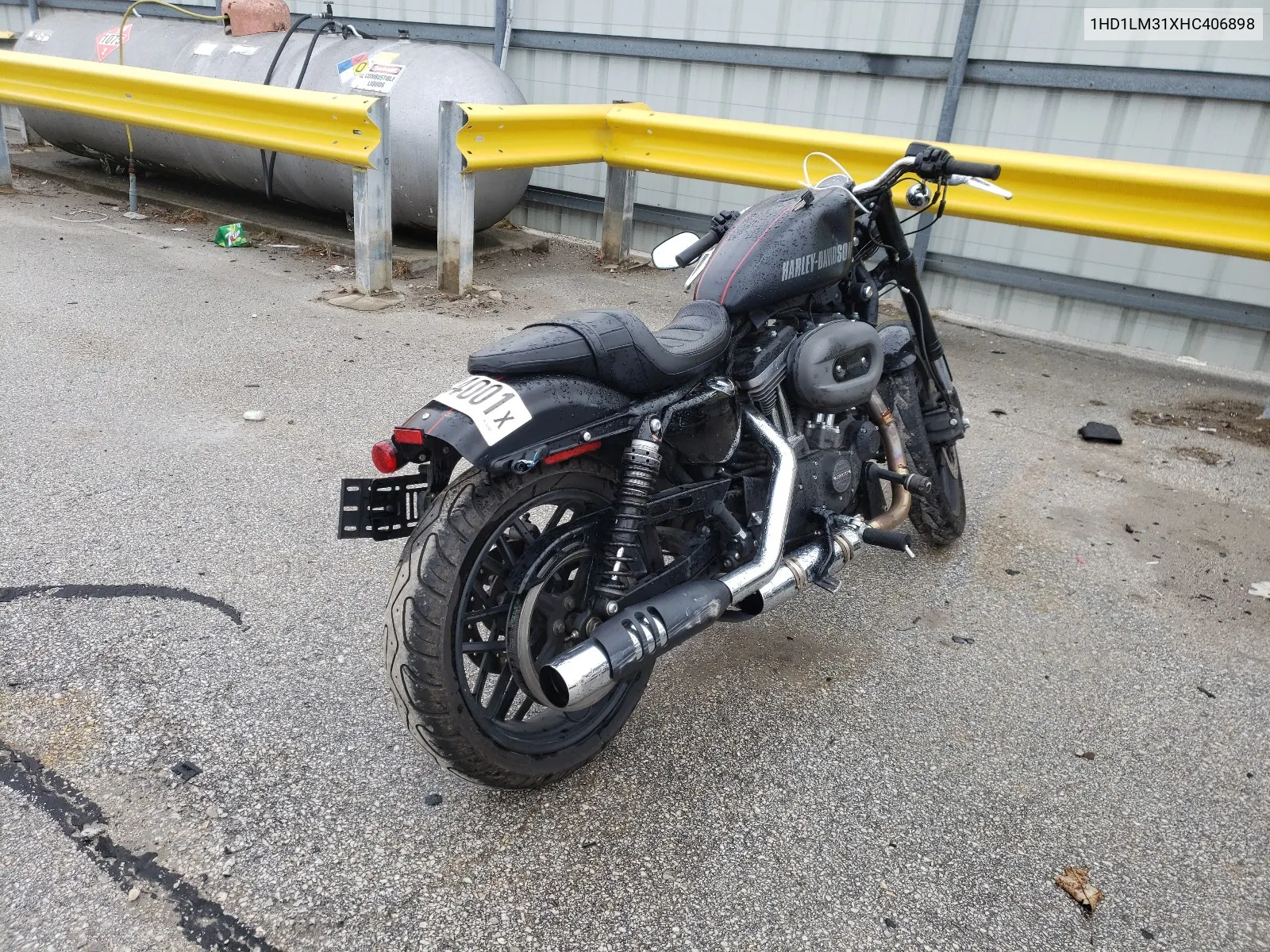 2017 Harley-Davidson Xl1200 Cx VIN: 1HD1LM31XHC406898 Lot: 32244001