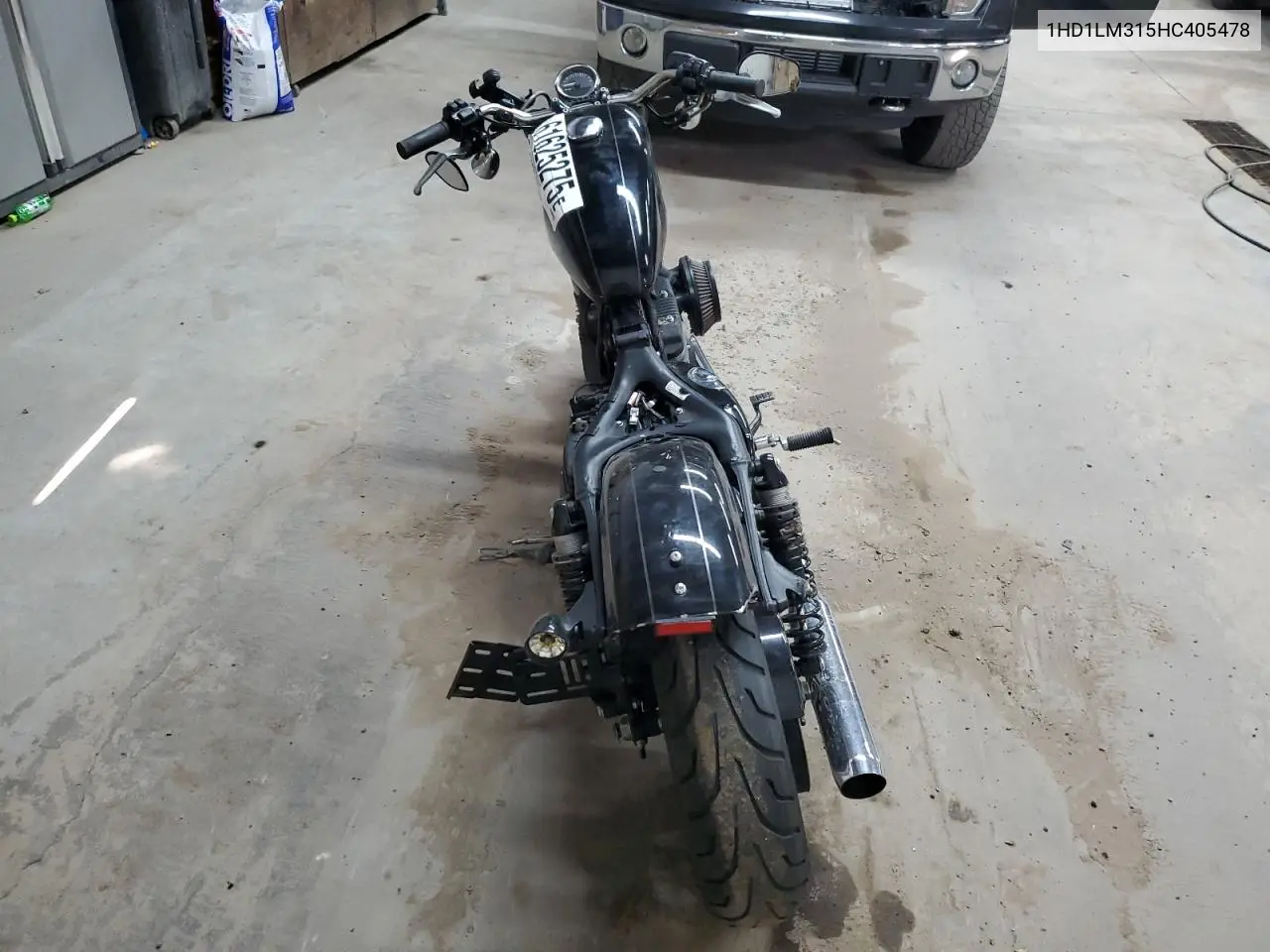 2017 Harley-Davidson Xl1200 Cx VIN: 1HD1LM315HC405478 Lot: 61625275