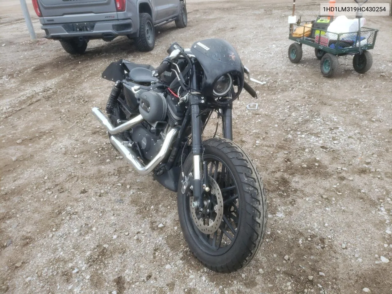 2017 Harley-Davidson Xl1200 Cx VIN: 1HD1LM319HC430254 Lot: 72152923