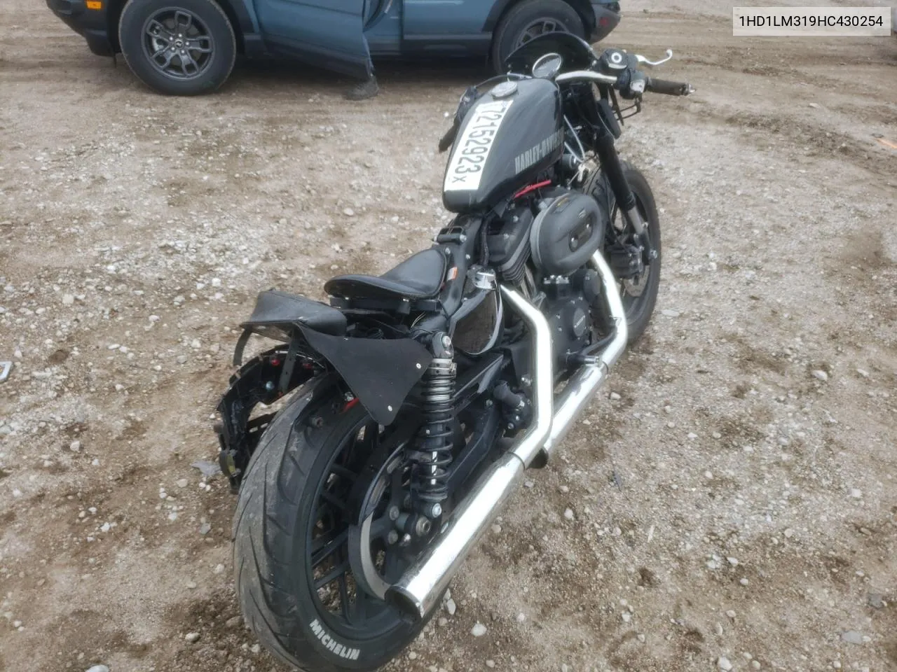 2017 Harley-Davidson Xl1200 Cx VIN: 1HD1LM319HC430254 Lot: 72152923