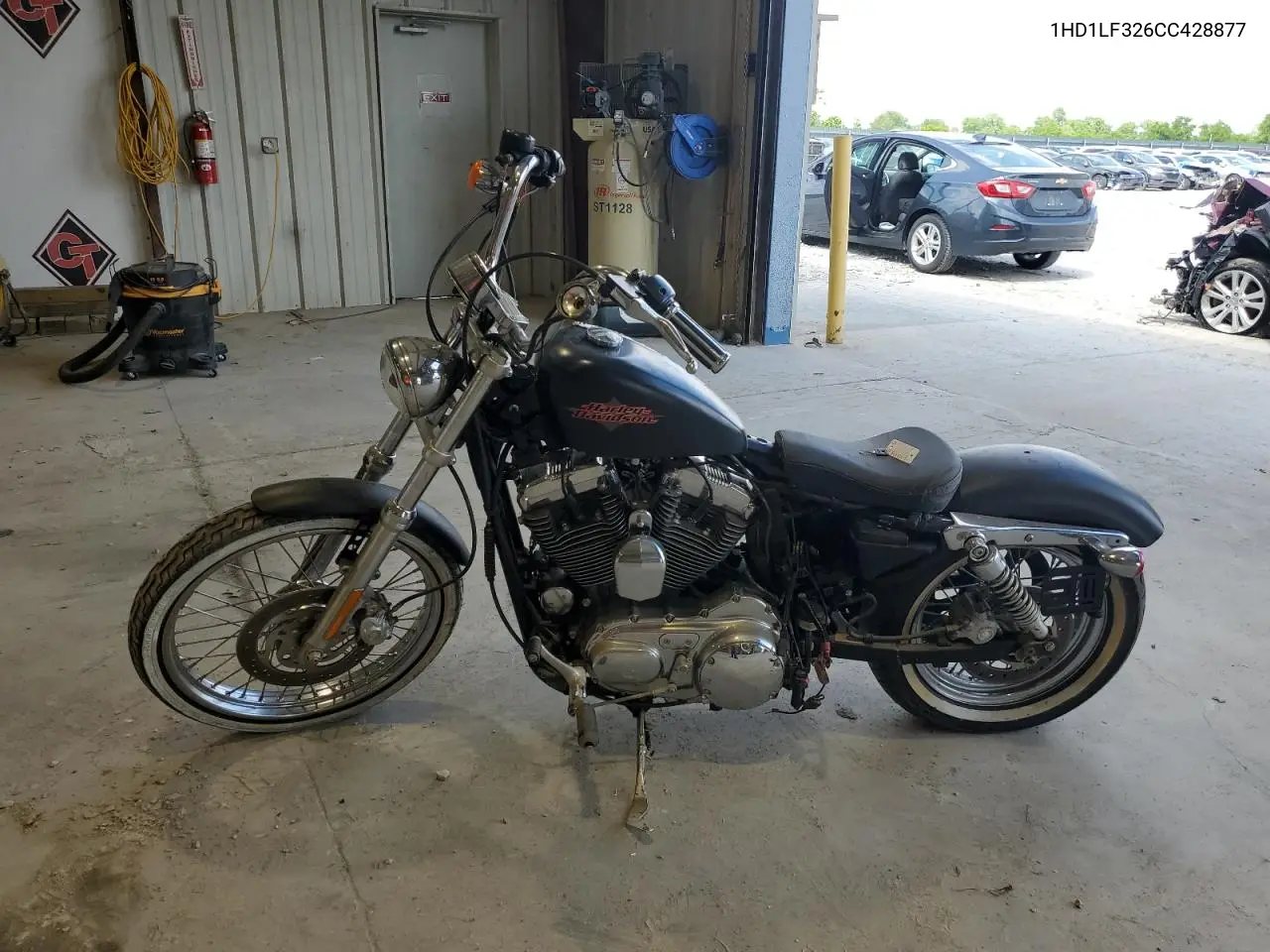 2012 Harley-Davidson Xl1200 V VIN: 1HD1LF326CC428877 Lot: 55613365