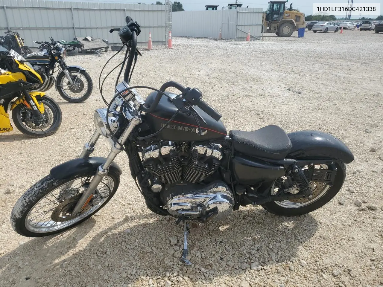 2013 Harley-Davidson Xl1200 V VIN: 1HD1LF316DC421338 Lot: 54429855