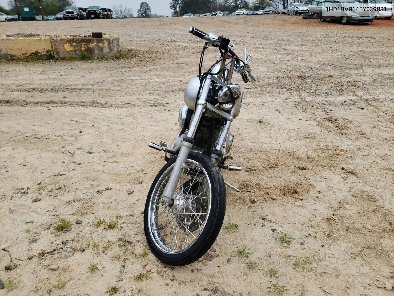 2005 Harley-Davidson Fxsti VIN: 1HD1BVB145Y039831 Lot: 51643905