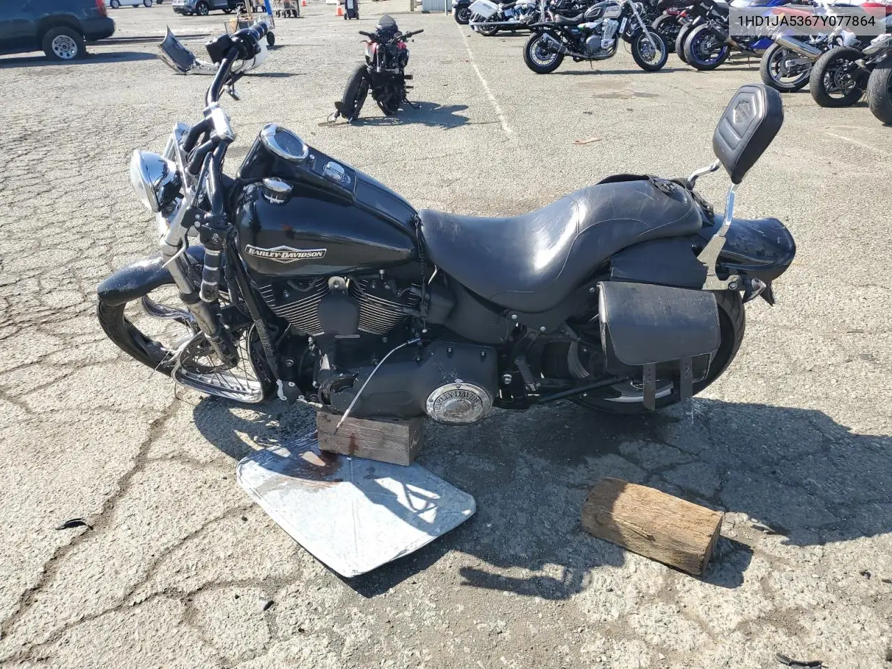 2007 Harley-Davidson Fxstb VIN: 1HD1JA5367Y077864 Lot: 52261225