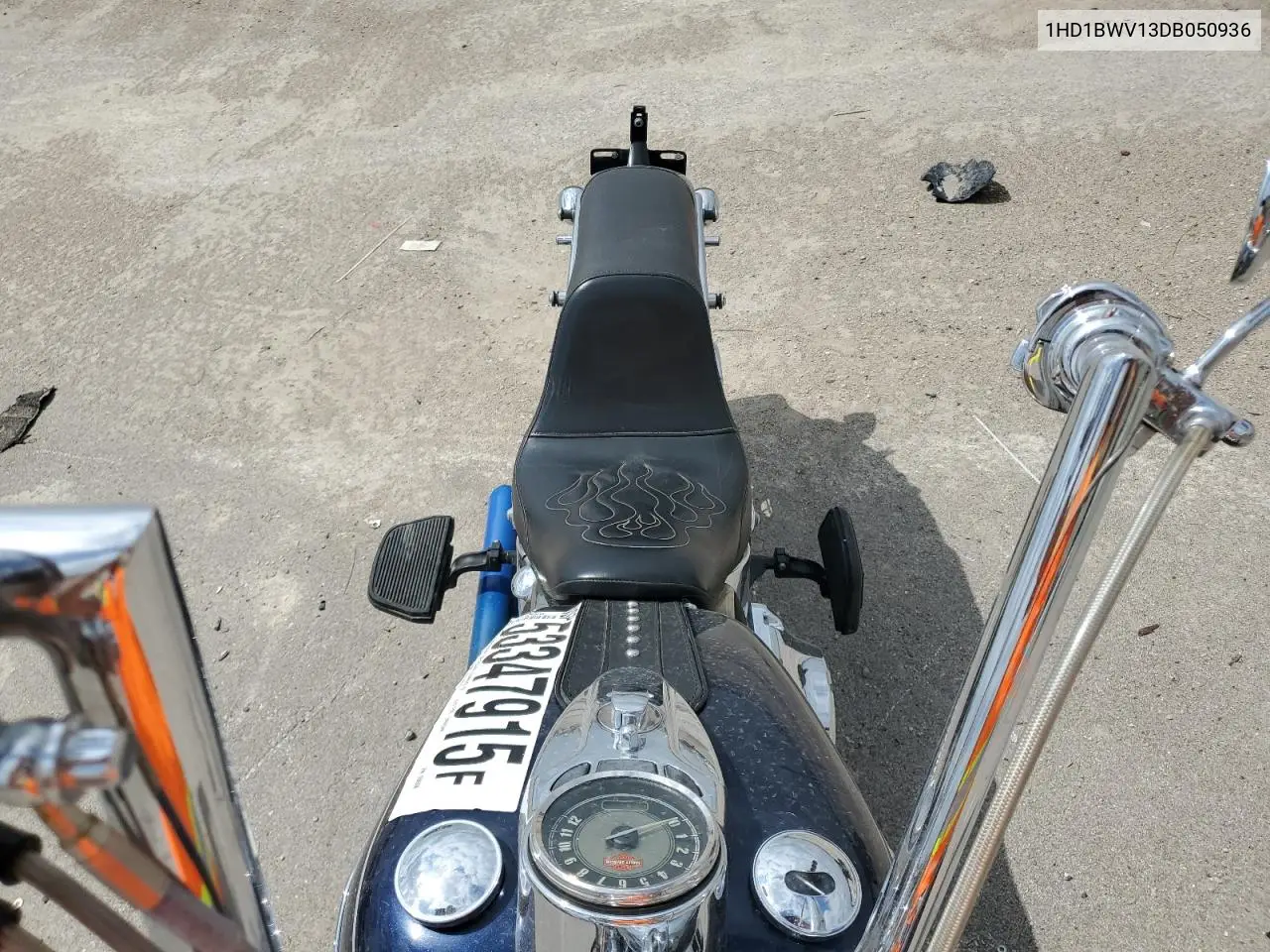 2013 Harley-Davidson Flstc Heritage Softail Classic VIN: 1HD1BWV13DB050936 Lot: 53347915