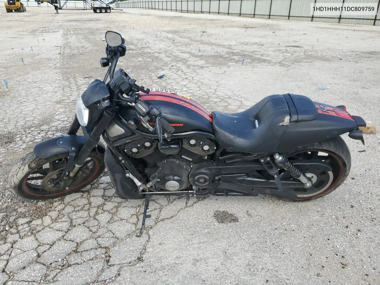 2013 Harley-Davidson Vrscdx Night Rod Special VIN: 1HD1HHH11DC809759 Lot: 54360195