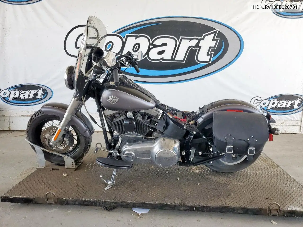 2015 Harley-Davidson Fls Softail Slim VIN: 1HD1JRV10FB026701 Lot: 59424025