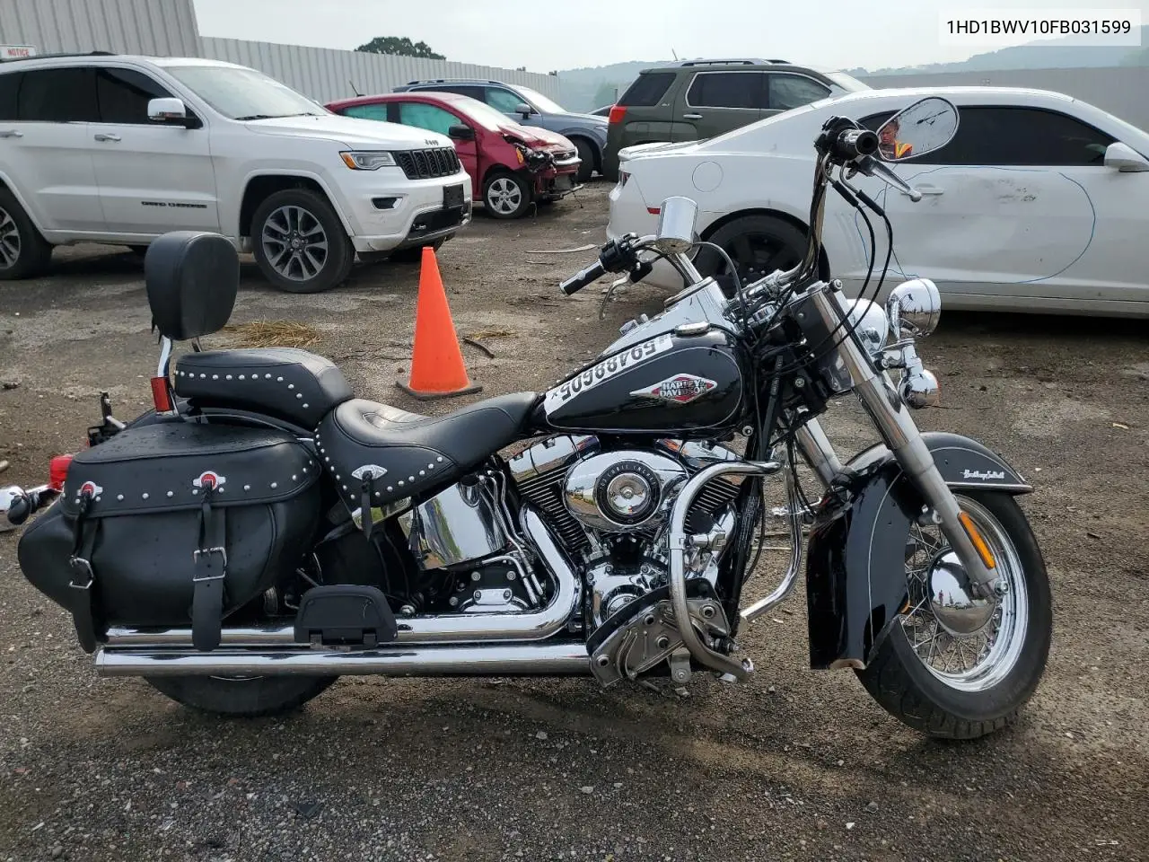 2015 Harley-Davidson Flstc Heritage Softail Classic VIN: 1HD1BWV10FB031599 Lot: 59488605