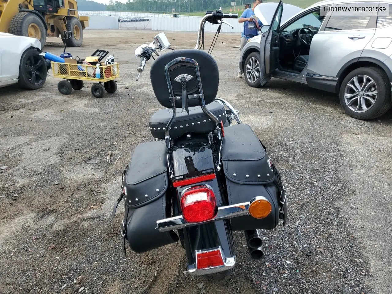 2015 Harley-Davidson Flstc Heritage Softail Classic VIN: 1HD1BWV10FB031599 Lot: 59488605