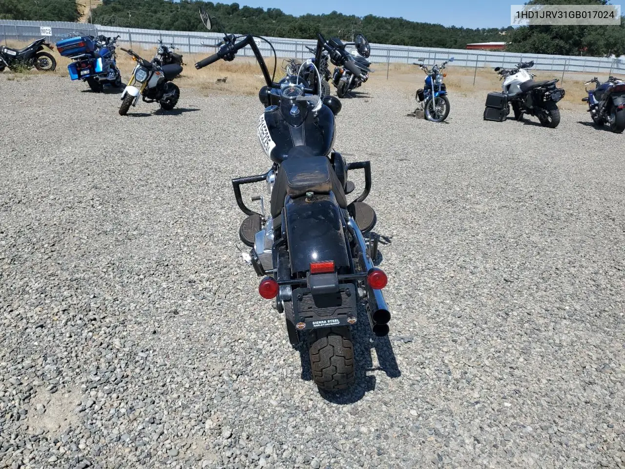2016 Harley-Davidson Fls Softail Slim VIN: 1HD1JRV31GB017024 Lot: 62155225
