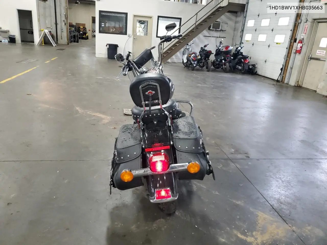 2017 Harley-Davidson Flstc Heritage Softail Classic VIN: 1HD1BWV1XHB035663 Lot: 61084685