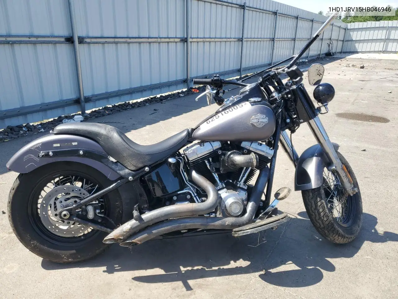 2017 Harley-Davidson Fls Softail Slim VIN: 1HD1JRV15HB046946 Lot: 62516005