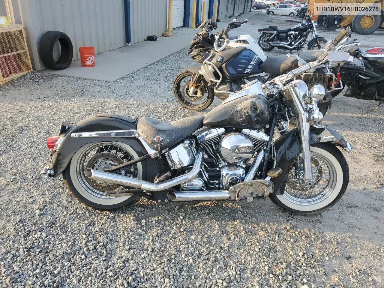 2017 Harley-Davidson Flstc Heritage Softail Classic VIN: 1HD1BWV16HB026278 Lot: 62978725