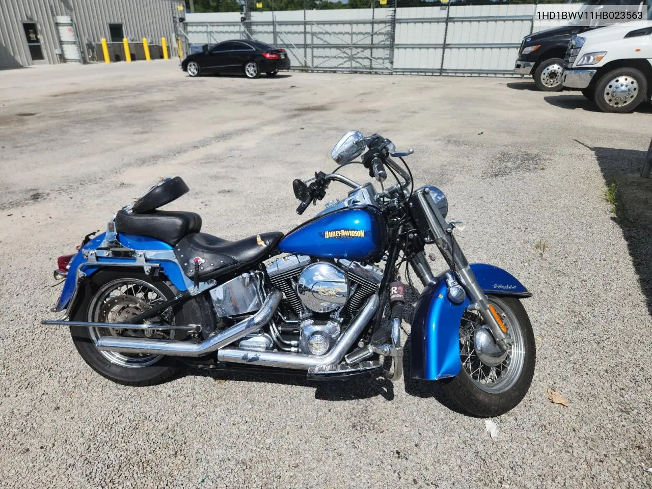 1hd1bwv11hb023563 1HD1BWV11HB023563 2017 Harley-Davidson Flstc Heritage Softail Classic