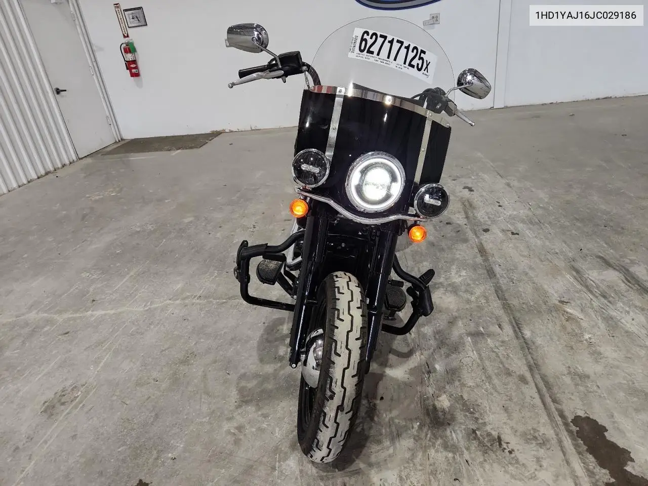 2018 Harley-Davidson Flhc Heritage Classic VIN: 1HD1YAJ16JC029186 Lot: 62717125