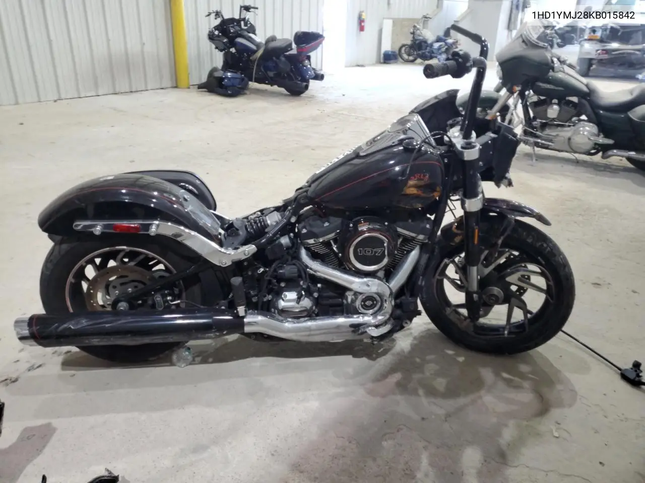 2019 Harley-Davidson Flsb VIN: 1HD1YMJ28KB015842 Lot: 52682135