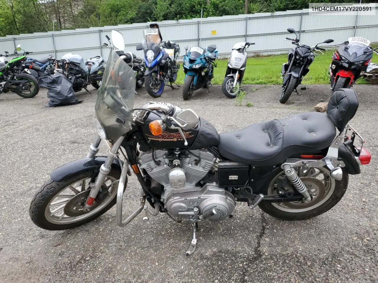 1997 Harley-Davidson Xl883 Hugger VIN: 1HD4CEM17VY220591 Lot: 61300505