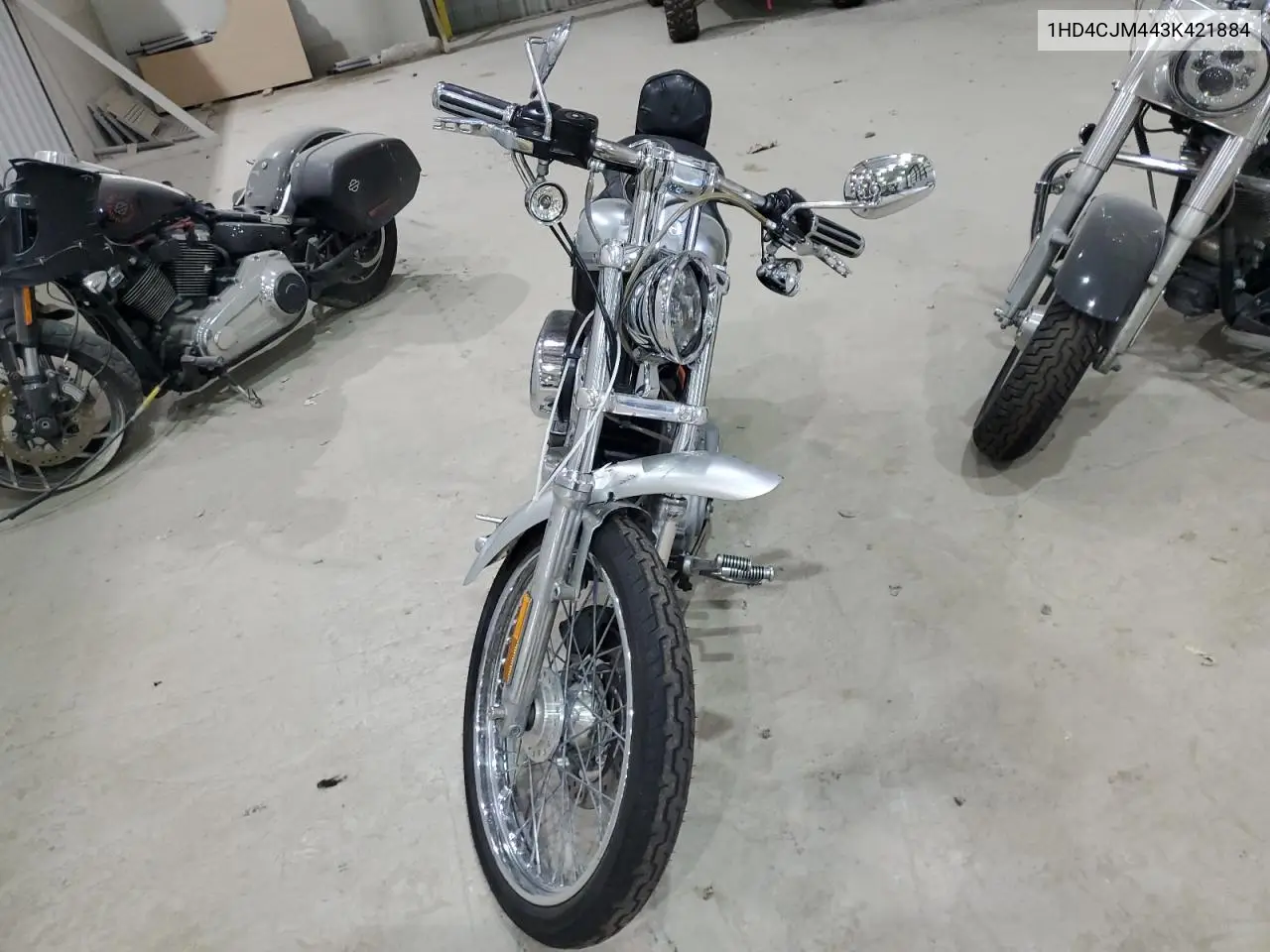 2003 Harley-Davidson Xl883 C Anniversary VIN: 1HD4CJM443K421884 Lot: 56135415