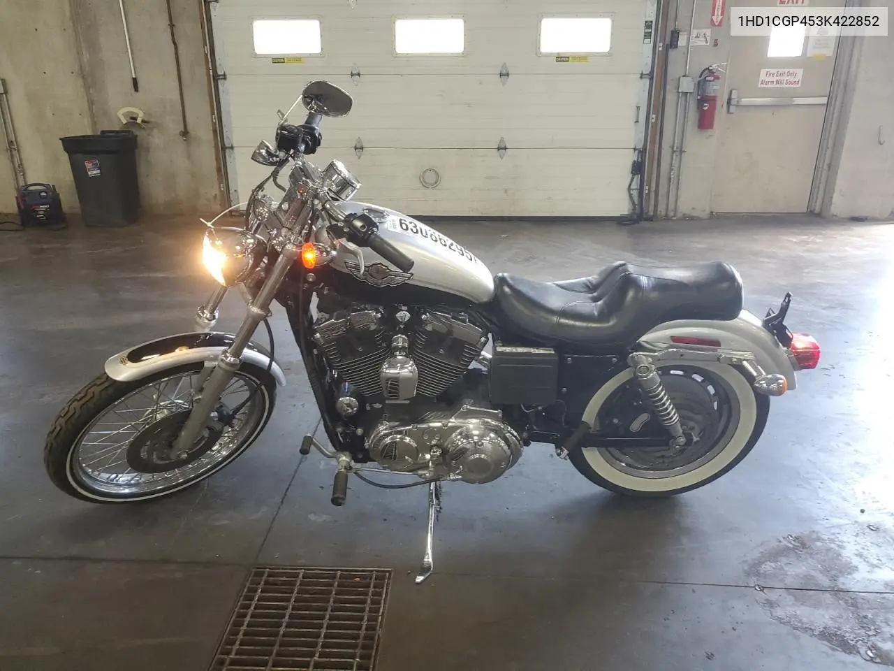 2003 Harley-Davidson Xl1200 C Anniversary VIN: 1HD1CGP453K422852 Lot: 63086295