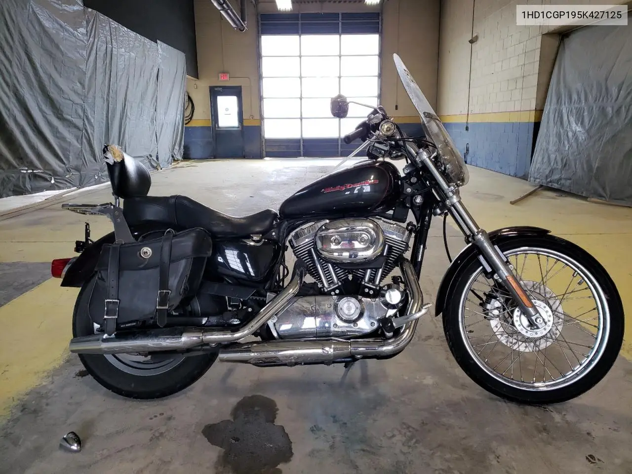 2005 Harley-Davidson Xl1200 C VIN: 1HD1CGP195K427125 Lot: 53973185