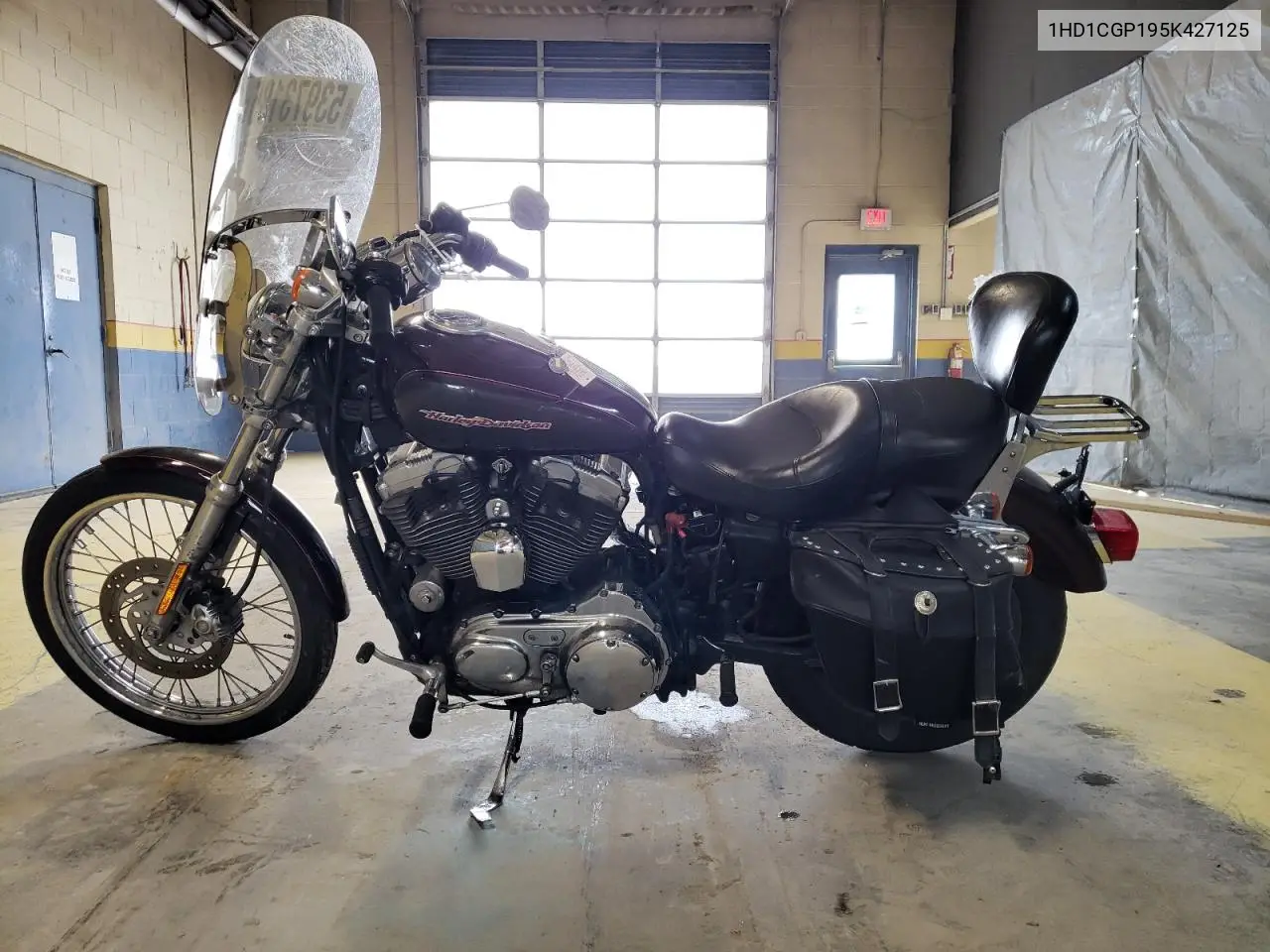 2005 Harley-Davidson Xl1200 C VIN: 1HD1CGP195K427125 Lot: 53973185