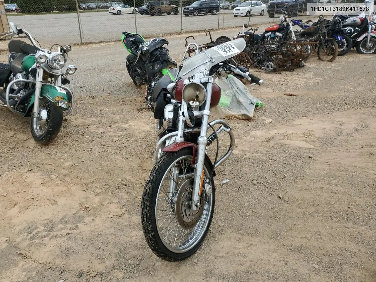 2009 Harley-Davidson Xl1200 C VIN: 1HD1CT3189K411678 Lot: 58468685