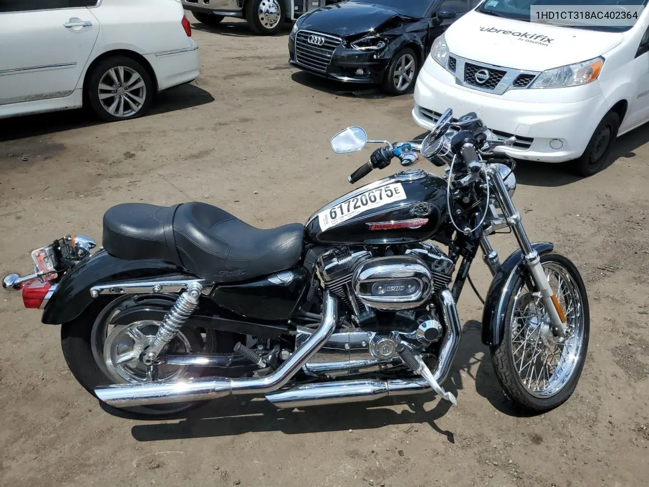 2010 Harley-Davidson Xl1200 C VIN: 1HD1CT318AC402364 Lot: 61720675