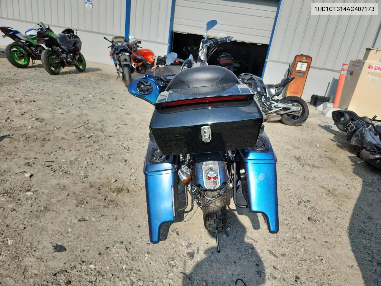 2010 Harley-Davidson Xl1200 C VIN: 1HD1CT314AC407173 Lot: 62106335