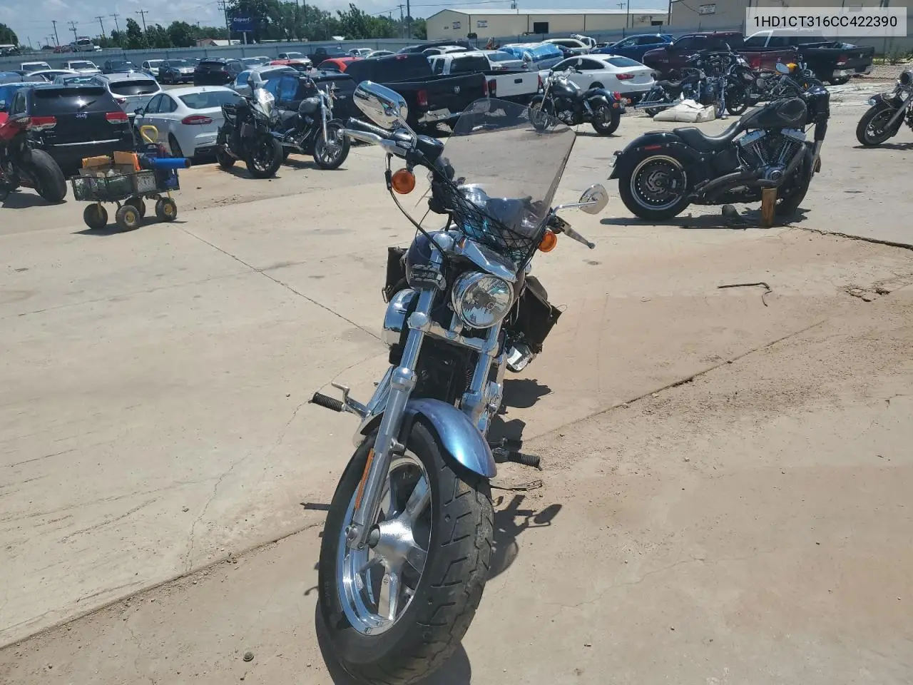 2012 Harley-Davidson Xl1200 C VIN: 1HD1CT316CC422390 Lot: 61561145