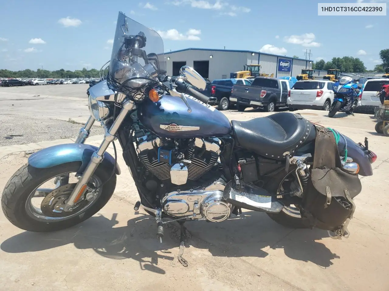 2012 Harley-Davidson Xl1200 C VIN: 1HD1CT316CC422390 Lot: 61561145