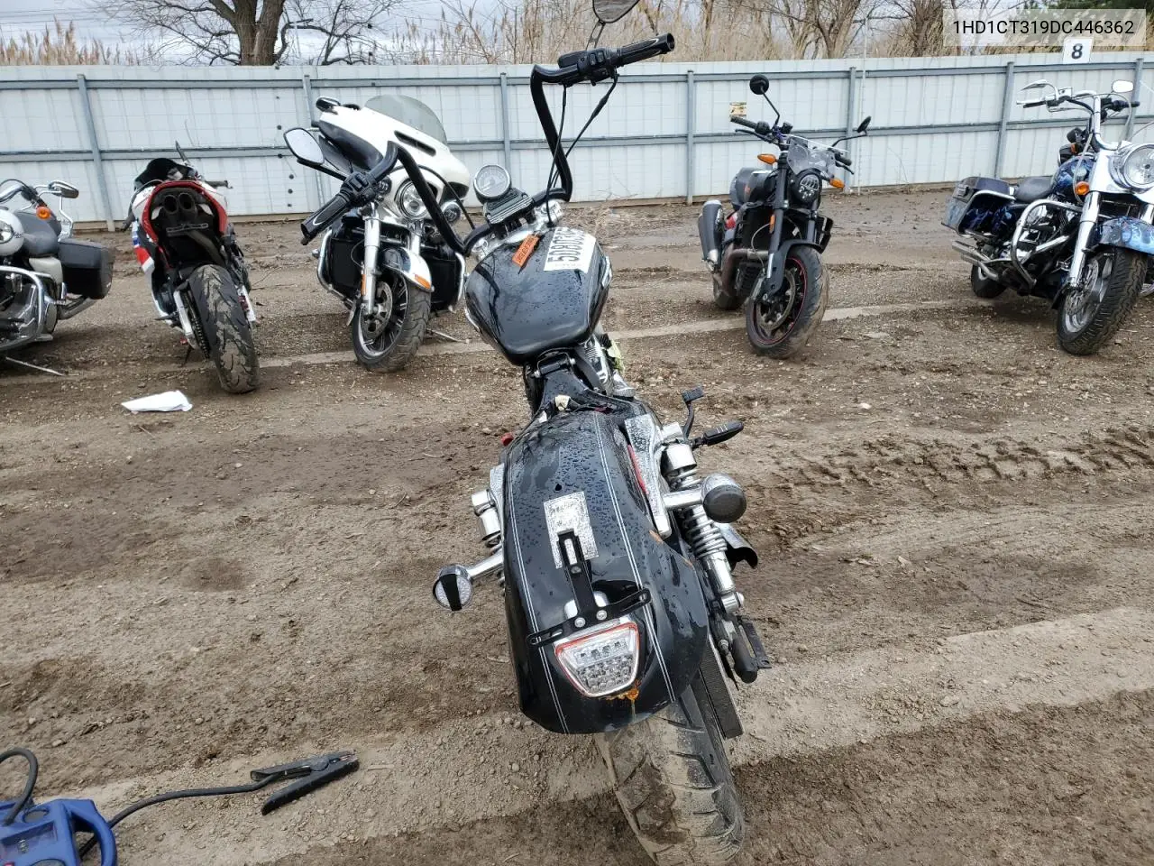 2013 Harley-Davidson Xl1200 C VIN: 1HD1CT319DC446362 Lot: 50803955